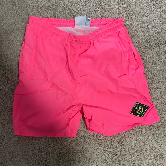 Surf gear Bright Pink Surf Shorts men’s size 32/34 - Picture 1 of 3